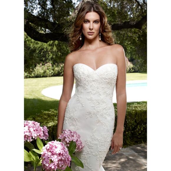 Casablanca Bridal Wedding dress size 6 - Picture 4 of 9